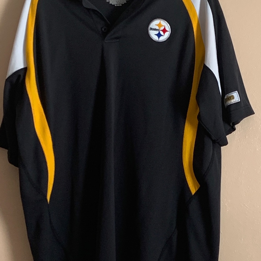 Men’s XL Pittsburgh Steelers polo